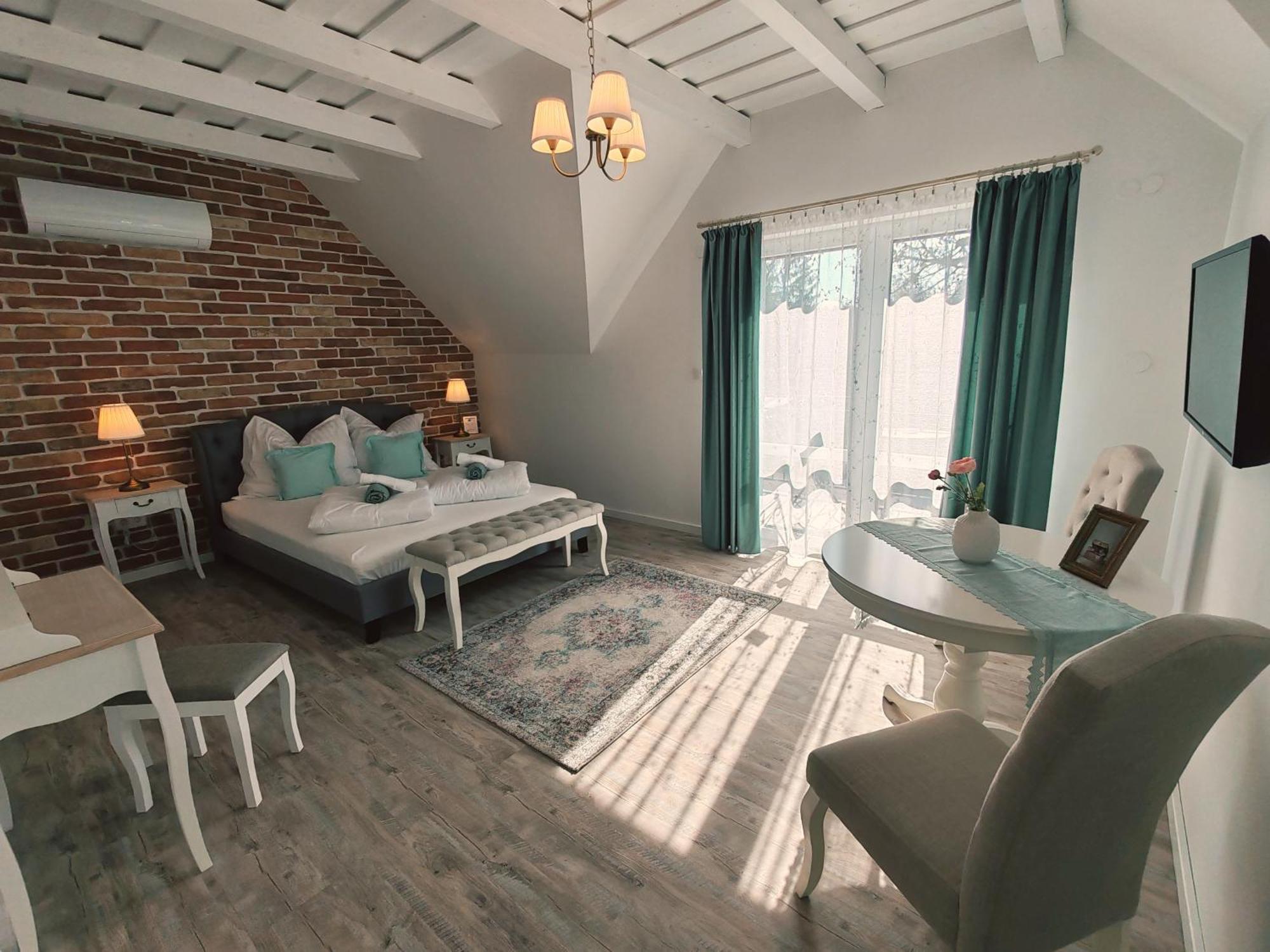 Hotel Elisoria Superiors Cserszegtomaj Zewnętrze zdjęcie